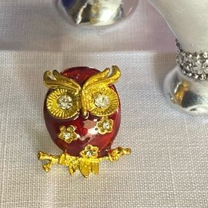 Red enamel gold tone adjustable owl statement ring